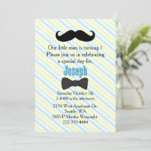 Mustache Striped First Birthday Invitation Kaart (Staand voorkant)