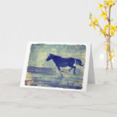 Mustang Gallop op het strand, Verjaardag Kaart (Gele Bloem)