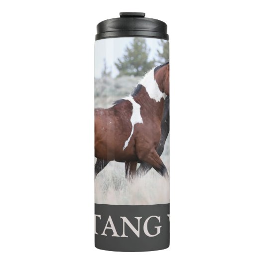 MustangWild Water Bottle - Lobo Thermosbeker (Voorkant)