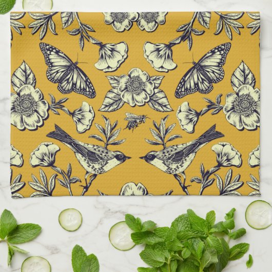 Mustard Yellow & Navy Birds, Butterflies & Flowers Theedoek (Gevouwen)