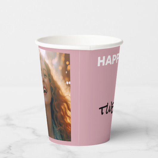 Muted Elegance Misty Roos Happy Birthday Papieren Bekers (Rechts)