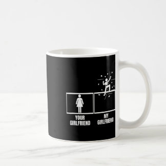 Muur Klimmen Jouw Vriendin Mijn Vriendin Grappig  Koffiemok