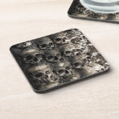 Muur vol met Botten en schedels in de botkapel Onderzetter (Linkerzijde)