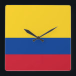 Muurklok met vlag Colombia Vierkante Klok<br><div class="desc">Geweldige patriottische wandklok met vlag van Colombia. Dit product is aanpasbaar.</div>