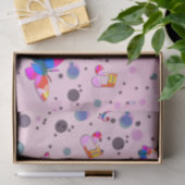 Muziek dansen op kleuren in roze tissuepapier (Geschenk)