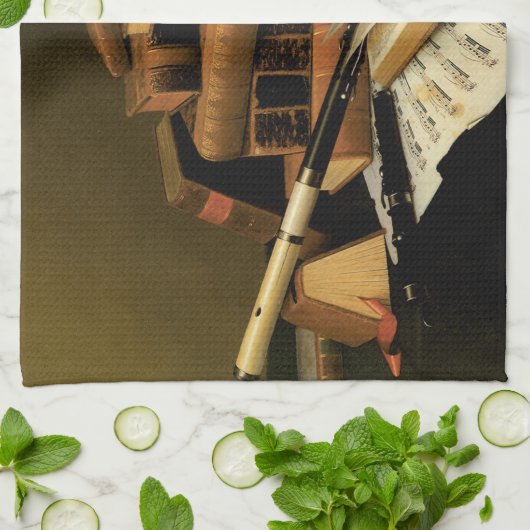 Muziek en literatuur van William Harnett, Fine Art Theedoek (Gevouwen)