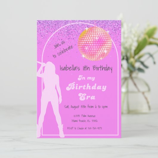 Muziek in haar verjaardagstijdperk roze verjaardag kaart (Staand voorkant)