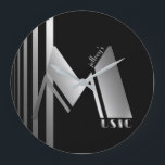 Muziek in Jazzy Art Deco Silver Grote Klok<br><div class="desc">Het Art Deco en de toename van de populariteit van jazz deden zich op ongeveer hetzelfde moment voor. Jazz en nachtclubs werden vaak versierd in de stijl, en het is een natuurlijke bedrading voor de muzikale, Deco-achtige klok. Pas de plaatsaanduidingstekst aan zoals u wilt of verwijder de plaatsaanduidingstekst indien u...</div>
