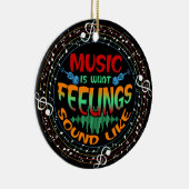 Muziek is wat voelt als keramisch ornament (Rechts)