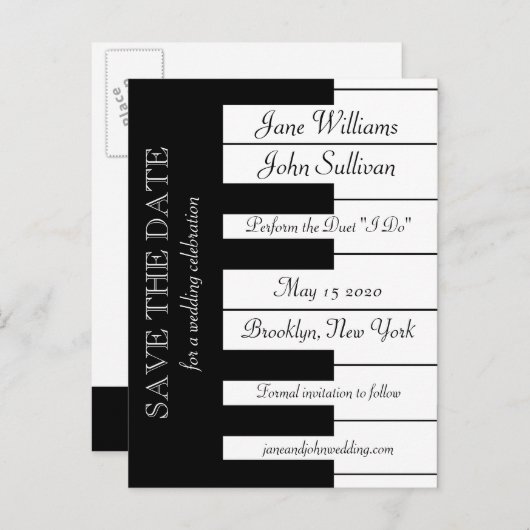 Muziek op piano-toetsenbord met de indruk dat je d aankondigingskaart (Voorkant / Achterkant)