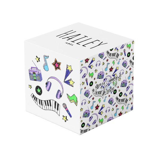 Muziek opvijzelen kubus (Voorkant hoekig)