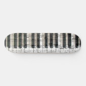 Muziek piano keyboard zwart-wit skateboard (Horizontaal)