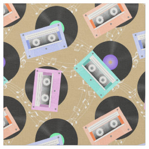 Muziek vinylrecords en Cassettebandjes op beige Stof