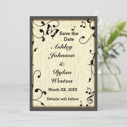 Muziek vlinder bladeren geel bruin hout bruiloft save the date (Staand voorkant)