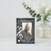 Muziekgedenkpennetje achterkant visitekaartje (Staand voorkant)