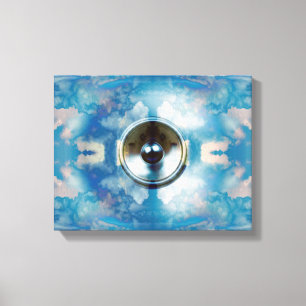 Muziekluidspreker in een troebele blauwe hemel canvas afdruk
