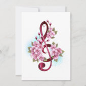 Muzieknotatie in vioolsleutel met Sakura bloemen Aankondiging (Voorkant)