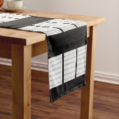 Muzieknoten met handgeschreven vel korte tafelloper (Voorbeeld)