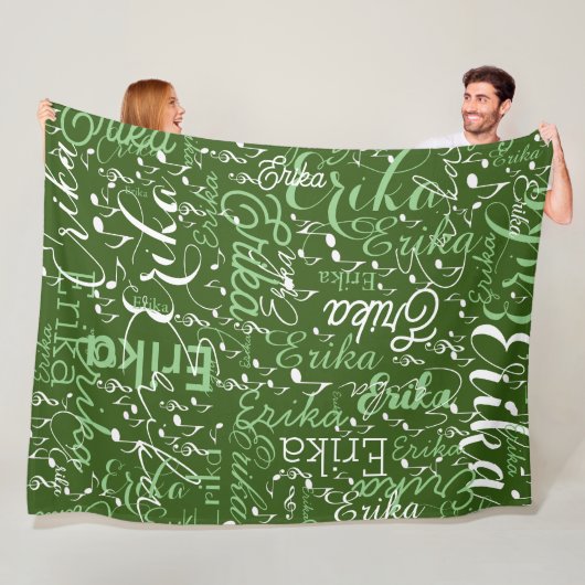Muzieknoten met Naam op Groen Fleece Deken (In situ)