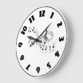 Muzieknoten op een personeelslijnklok grote klok (Hoek)