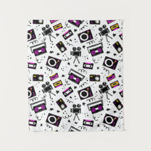 Muziekspeler, bandrecorder, videoband, filmcamera, wandkleed
