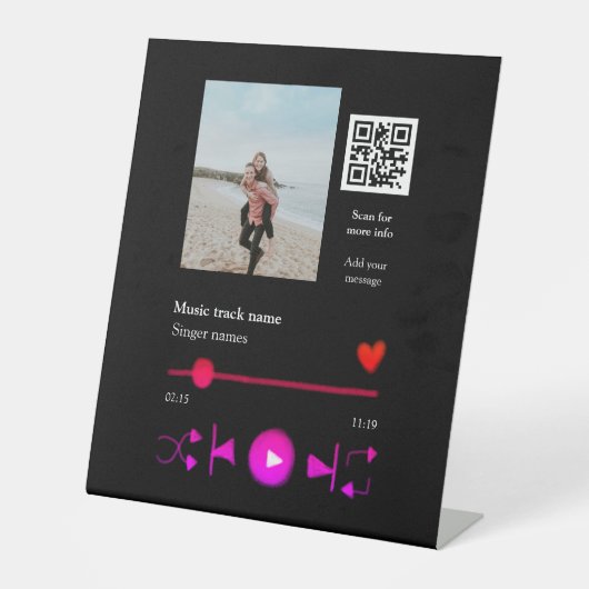 Muziekspeler gepersonaliseerd paar liefde q code t reclamebord met voetstuk (Voorkant)