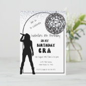 Muziekster in haar verjaardagstijd Uitnodiging (Staand voorkant)