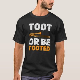 Muzikant voor muziekinstrumenten, met hoofdtoog of t-shirt
