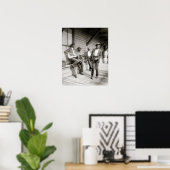 Muzikanten op Reis, 1908. Oude Foto Poster (Thuiskantoor)