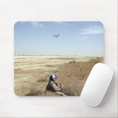 MV-22B Ospreys vliegen boven het Amerikaanse Navy  Muismat (Met muis)