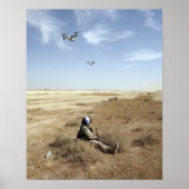 MV-22B Ospreys vliegen boven het Amerikaanse Navy  Poster (Voorkant)