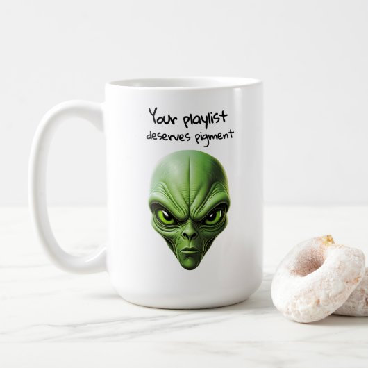 "My alien and My playlist" music vibes design Koffiemok (Met donut)