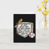 My Boy Might Not Always Swing But I Do Baseball Mo Kaart (Gele Bloem)