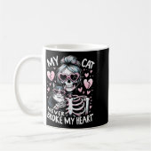My Cat Never Broke My Heart Funny Skeleton Cat Val Koffiemok (Links)