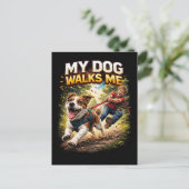 My Dog Walks Me Briefkaart (Staand voorkant)