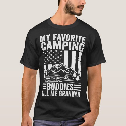 My Favorite Camping Buddies Call Me Grandma Americ T-shirt (Voorkant)