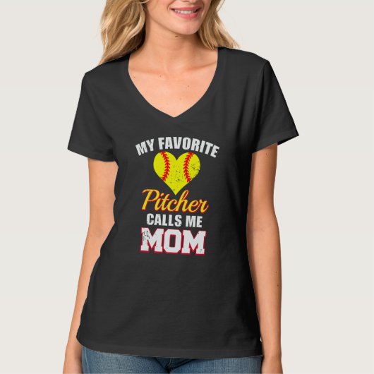 My Favorite Pitcher Calls Me Mom Pitcher Softball T-shirt (Voorkant)