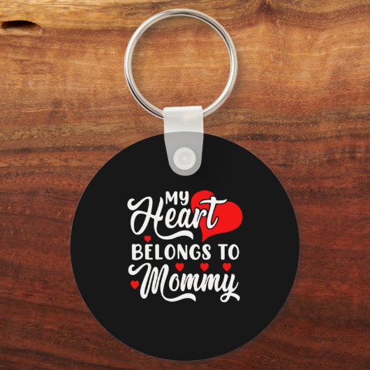 My Heart Belongs To Mommy Valentines Day Sleutelhanger (Voorkant)
