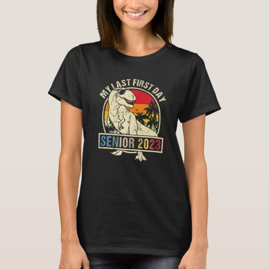 My Last First Day Senior 2023 Back To School Dinos T-shirt (Voorkant)