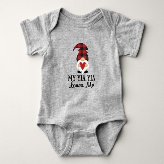 My Yia Yia Loves Me Buffalo Plaid Gnome Romper (Voorkant)