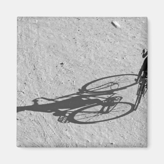 Myamar, Bagan, Young boy die een enorme fiets heef Magneet (Voorkant)