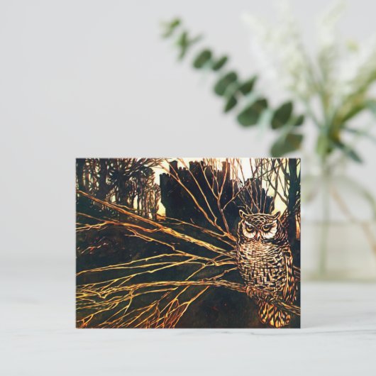 Mysteriel kasteel in de bossen en uil briefkaart (Staand voorkant)