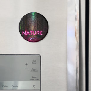 Mysterieus sparrenbos natuur neon magenta bord magneet