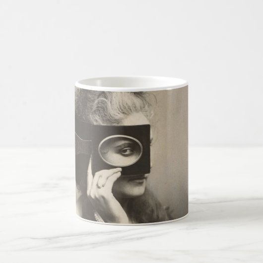 Mysterieuze gemaskerde dame gravin Castiglione Koffiemok (Center)