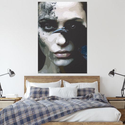 Mysterieuze vrouw met Raven Canvas Afdruk (Insitu (Slaapkamer))