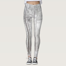 Mysterieuze weg in een bevroren broos bos leggings