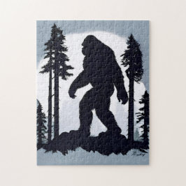 Mysterious Bigfoot Silhouette in Moonlight Forest Legpuzzel