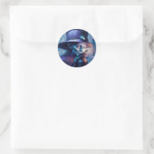 Mysterious Lady Pointing Finger At You Ronde Sticker (Tas)