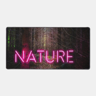 Mysterious spruce forest natuur neon magenta bureaumat