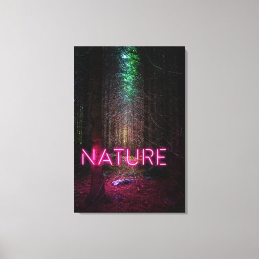 Mysterious spruce forest natuur neon magenta canvas afdruk (Voorkant)